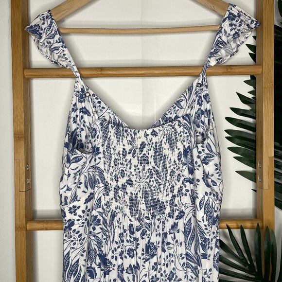 SOLD Tigerlily Blue Floral Print Cameli Jumpsuit Size 10 Wide Leg Sleeveless - Picture 8 of 13